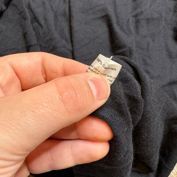 Eskandar Round Crew Neck Long Sleeve Cashmere Top - Picture 6 of 9